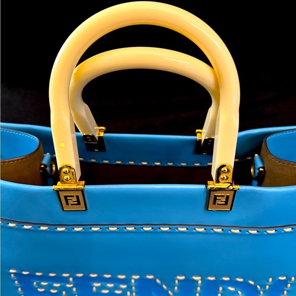 Fendi Bag! EUC - Picture 2 of 7